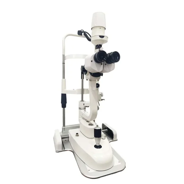 SL-320 and SL-520 slit lamp microscopes for detailed anterior segment examination
