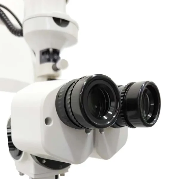 SL-320 and SL-520 slit lamp microscopes for detailed anterior segment examination